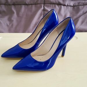 GUESS Blue 4.5" Patent Heels, Size 7.5